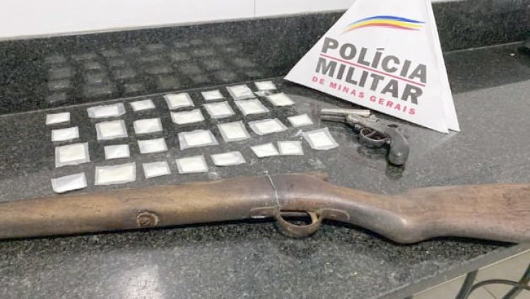 PM apreende drogas e armas de fogo em Formiga