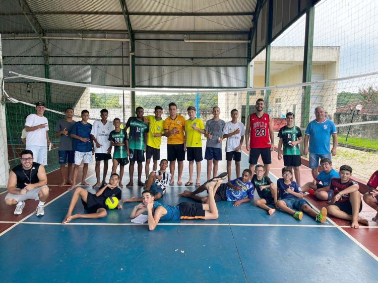 Pains: Secretaria de Esporte realiza Primeiro Torneio de Férias de Futevôlei