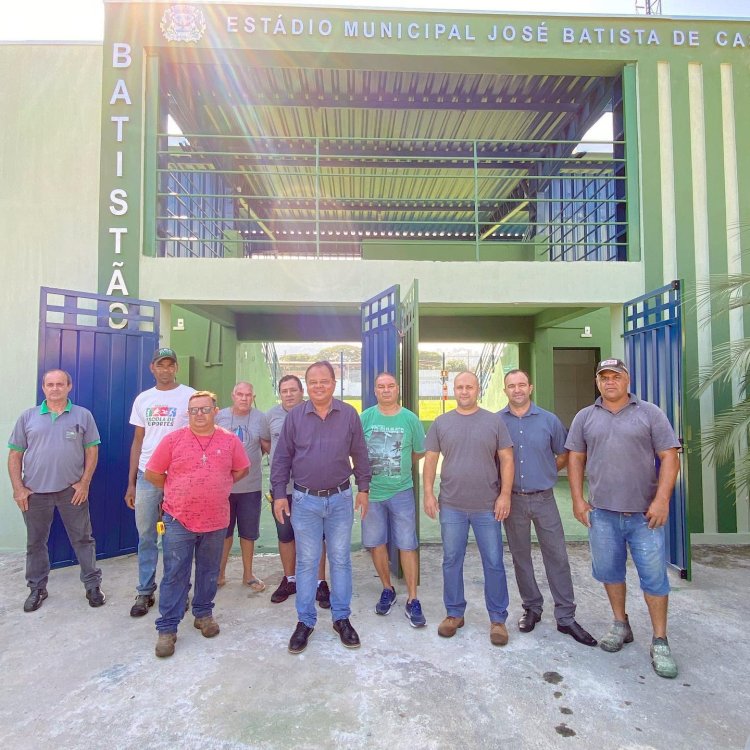 Pains: Estádio Municipal