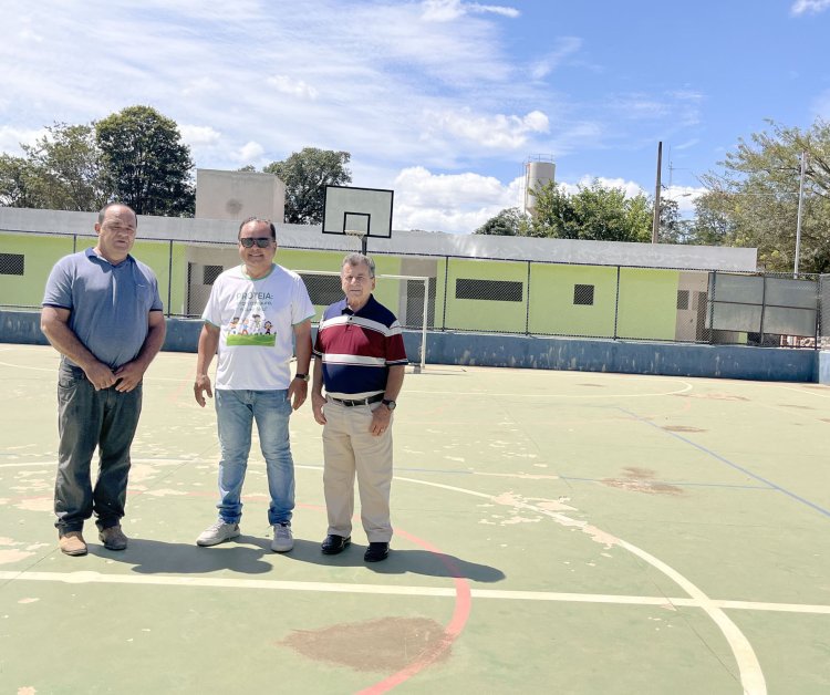 Pains: Administração Municipal realiza  novas obras na Quadra do Capoeirão