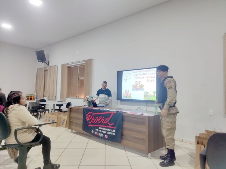 Polícia Militar realiza ações educativas na Semana Nacional de Políticas sobre Drogas