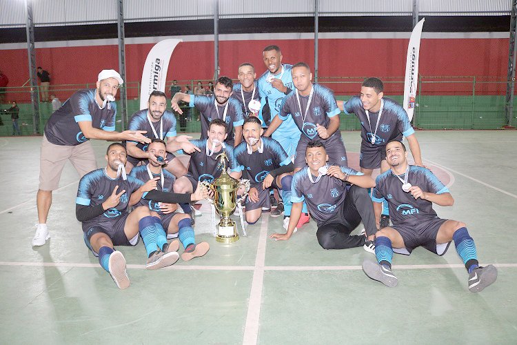 Alto dos Pinheiros é campeão da Copa Futsal de Bairros