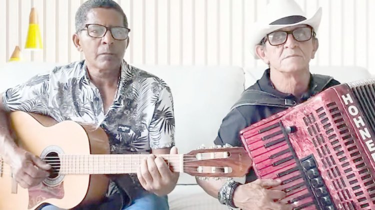 Dupla formiguense lança músicas pela internet