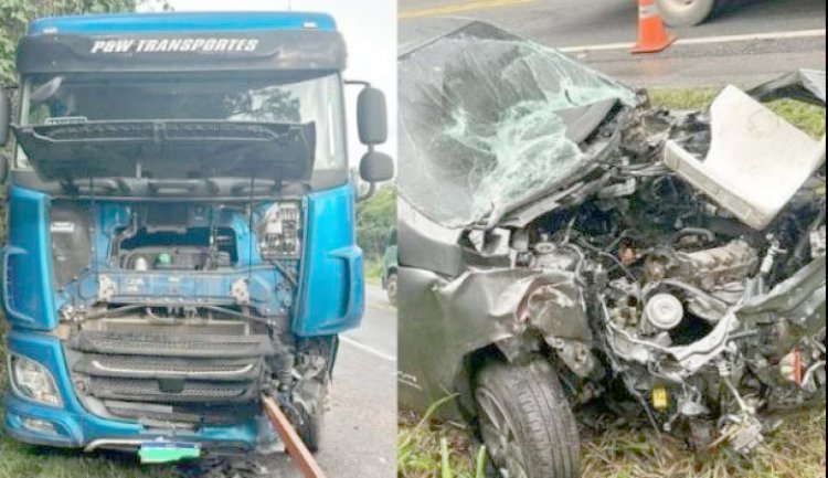 Carro e carreta se envolvem em acidente na MG-050