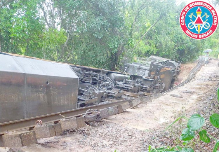 Trem descarrila na zona rural e dois maquinistas ficam feridos