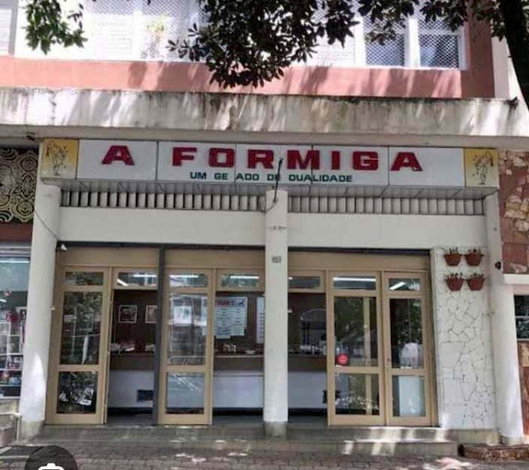 Sorveteria no frio