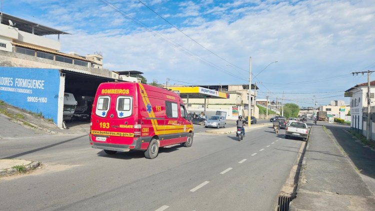 Motociclista fica ferido após colisão com carro no José Honorato