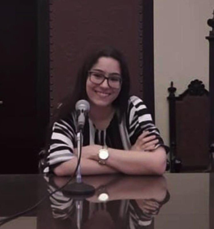 Laura Gandra lança novo livro no Unifor dia 24