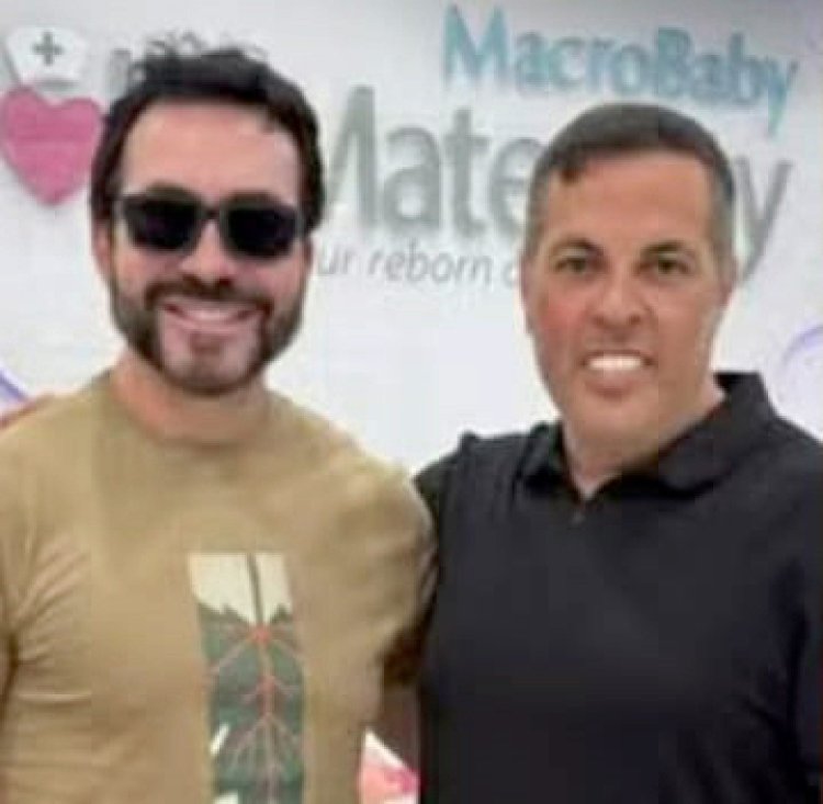 Padre Fábio de Melo ‘adota’ boneca com síndrome de Down