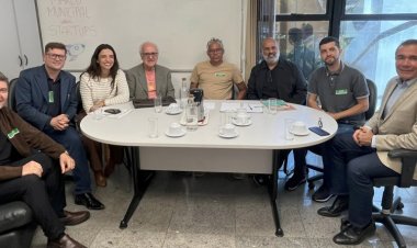 Vereadora Marcela Trópia recebe Sindijori e reforça apoio à imprensa regional