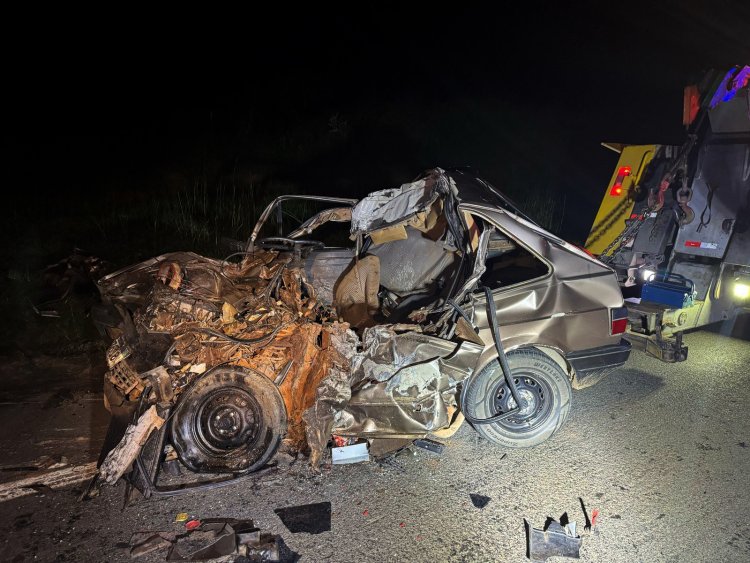 Feriadão na MG-050 tem 3 acidentes com mortes