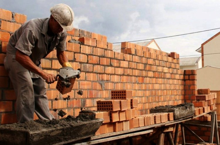 Março tem saldo positivo de 155 empregos em Formiga