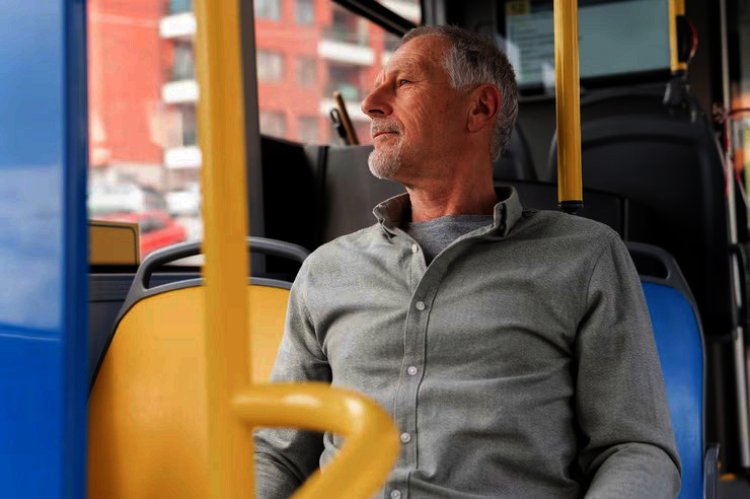 Transporte público: Esgotado estoque de cartões para pessoas com deficiência e idosos