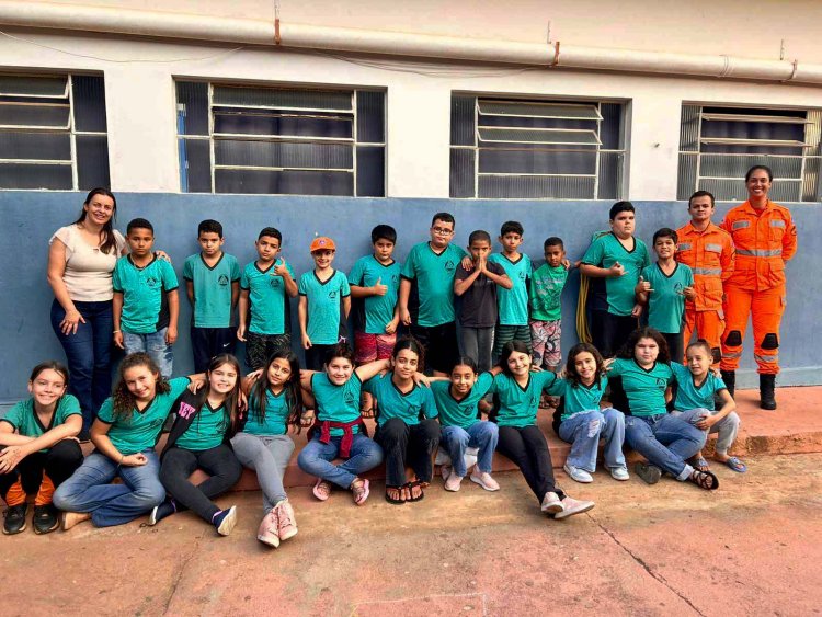 Projeto ‘Bombeiros nas Escolas’ é realizado em Pontevila