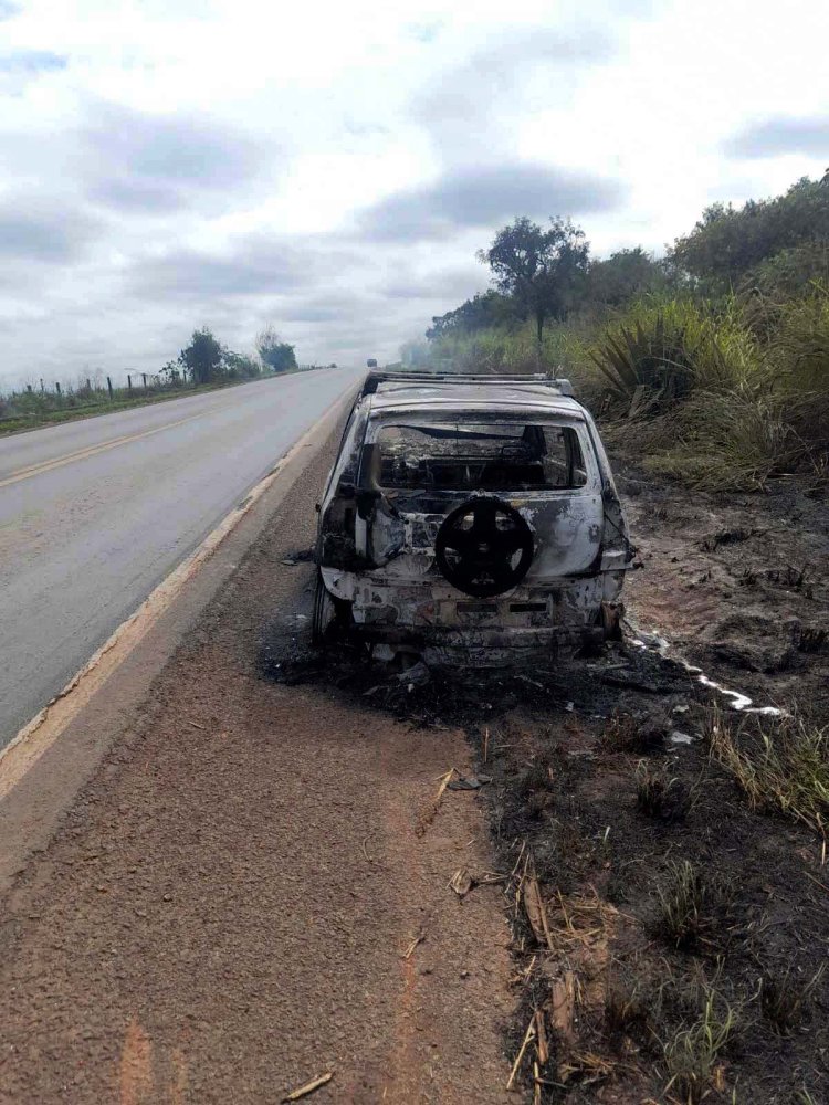 Incêndio em veículo na BR-354