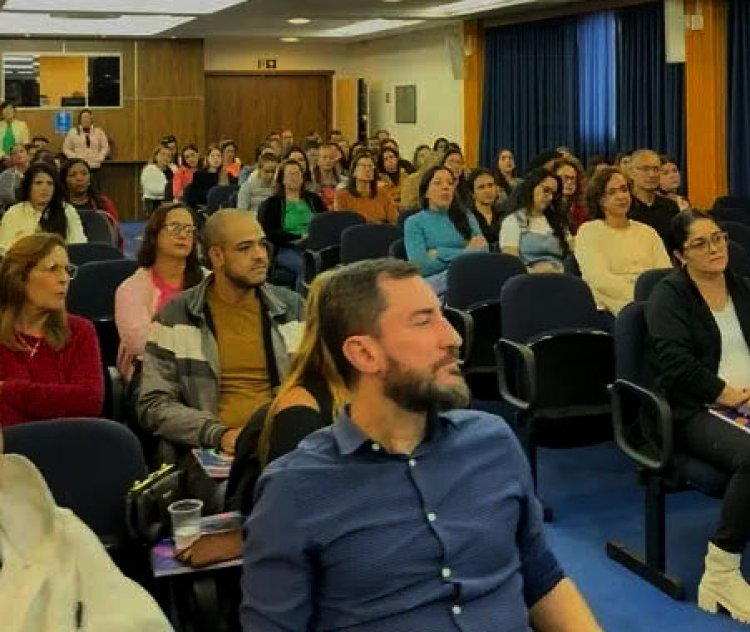 Rede Municipal: Professores participam de capacitação do ‘Sistema Aprende Brasil’
