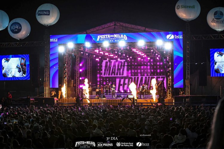 Pains: Festa do Milho abre Circuito Sul-Mineiro de Rodeio e reúne multidão no Parque de Exposições