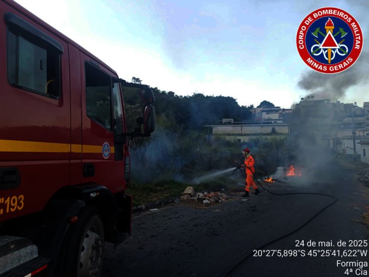Incêndio atinge vegetação na Vila Bom Pastor